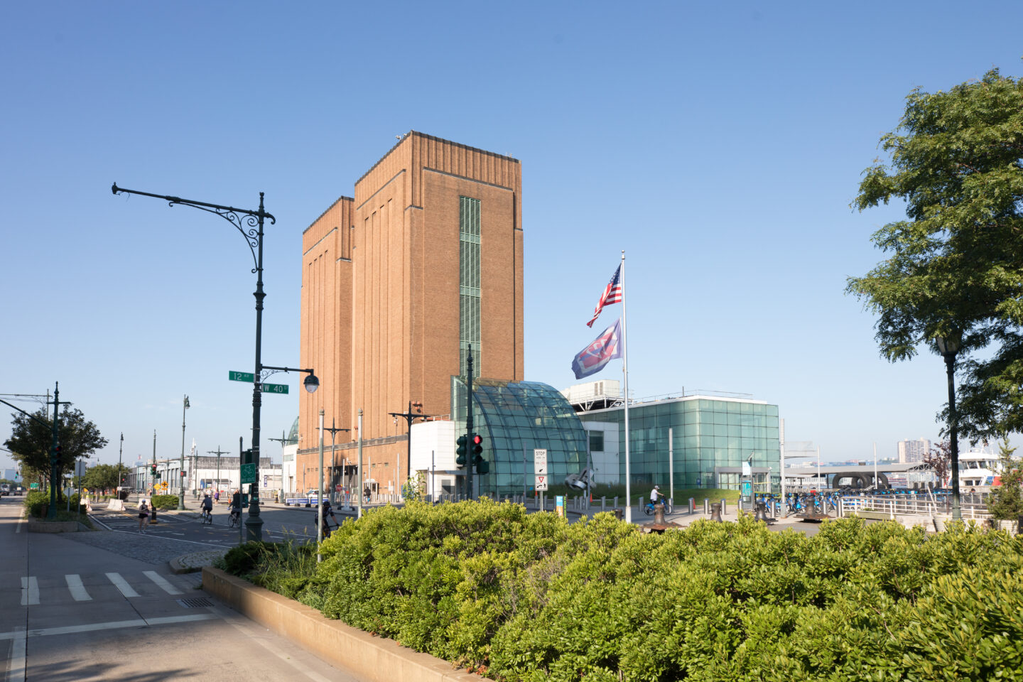 A left side view of Pier 79